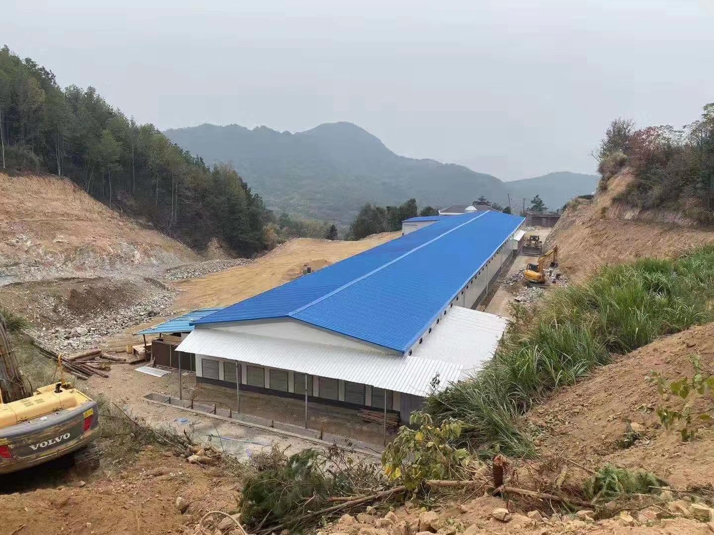 Prefabricated poultry farm Chicken house construction