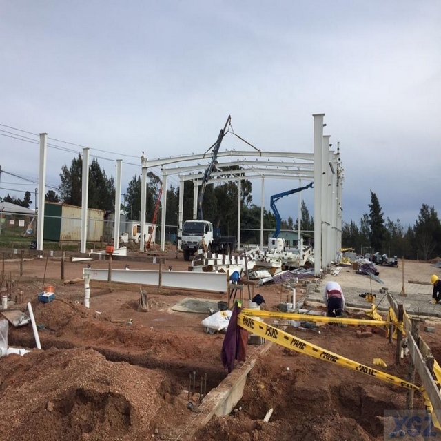 Pre-engineered low cost steel frame warehouse office building for sale